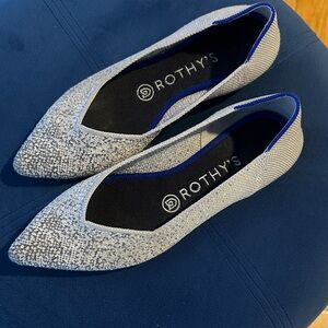 Rothy's Women's Size 7.5. The Point Retired Rare Gray Pearl
Metallic Flat Shoes